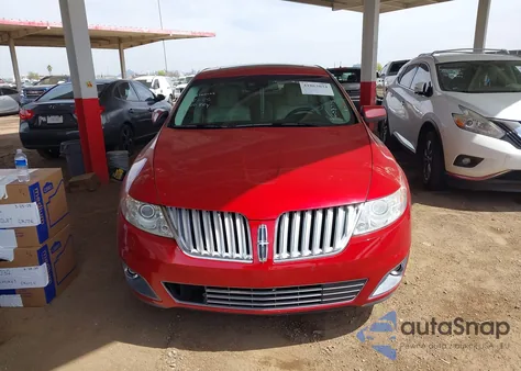 2009 Lincoln Mks z USA, uszkodzony, nr VIN 1LNHM93RX9G608775